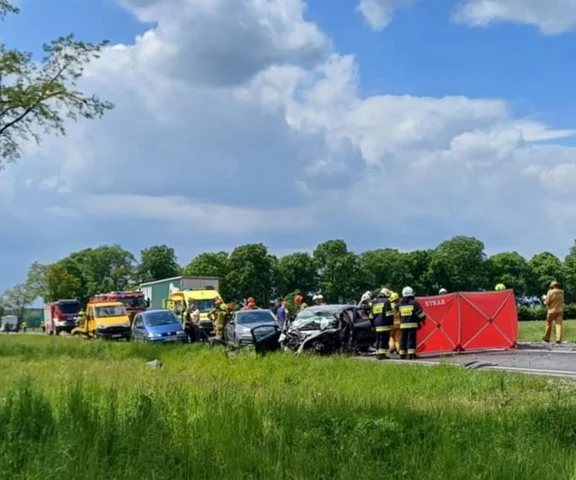 Tragiczny wypadek na DK12. Jedna ofiara śmiertelna