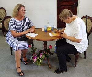 Uczestnicy wydarzenia mogli posłuchać o dotychczasowych dokonaniach literackich Renaty Chojeckiej