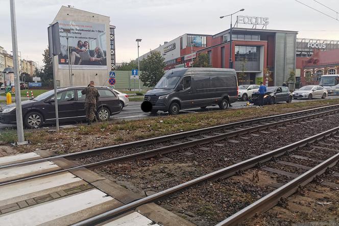 Wypadek na ulicy Jagiellońskiej w Bydgoszczy. Zderzyły się trzy auta!