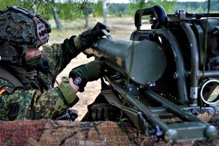 Nawrocki i Steinmeier: Reparacje a bezpieczeństwo NATO - czy to możliwe?
