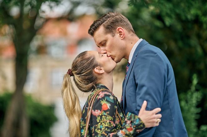 Na Wspólnej odc. 4092. Kasia (Julia Chatys), Darek Żbik (Michał Mikołajczak)