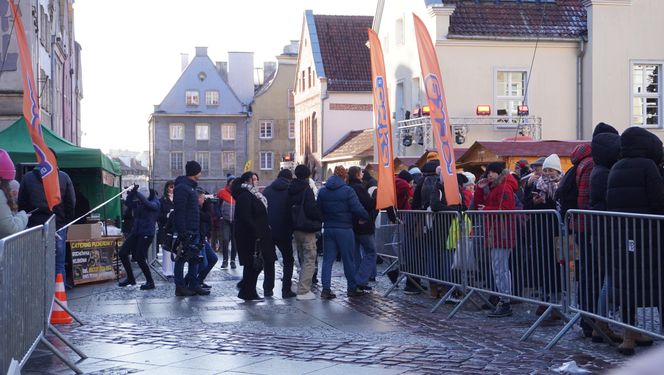 Bieg Mikołajów w Olsztynie. Około 400 osób pobiegło w charytatywnym celu [ZDJĘCIA]