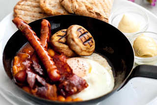 Gdzie zjeść śniadanie w Warszawie? Oto najlepsze miejsca na rozpoczęcie dnia! [GALERIA]