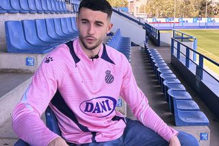 Nowy kolega Roberta Lewandowskiego przeżywa koszmar. Ze strachu nie wychodził z domu