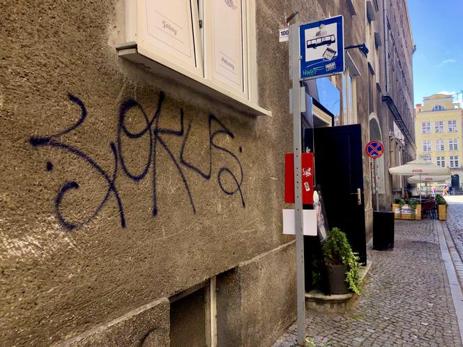 W walce z graffiti może pomóc także ubezpieczenie kamienicy. 