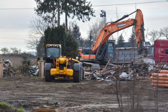 Bogacze budują 55-metrowy pomnik Matki Boskiej