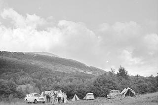 Wakacje w Bieszczadach na starych fotografiach. Tak kiedyś spędzano urlopy