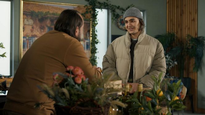 Barwy szczęścia, odcinek 3215. Borys (Jakub Wieczorek), Romeo (Jacek Tyszkiewicz)