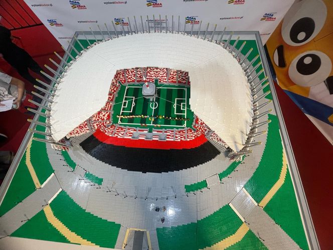 Stadion PGE Narodowy z klocków LEGO