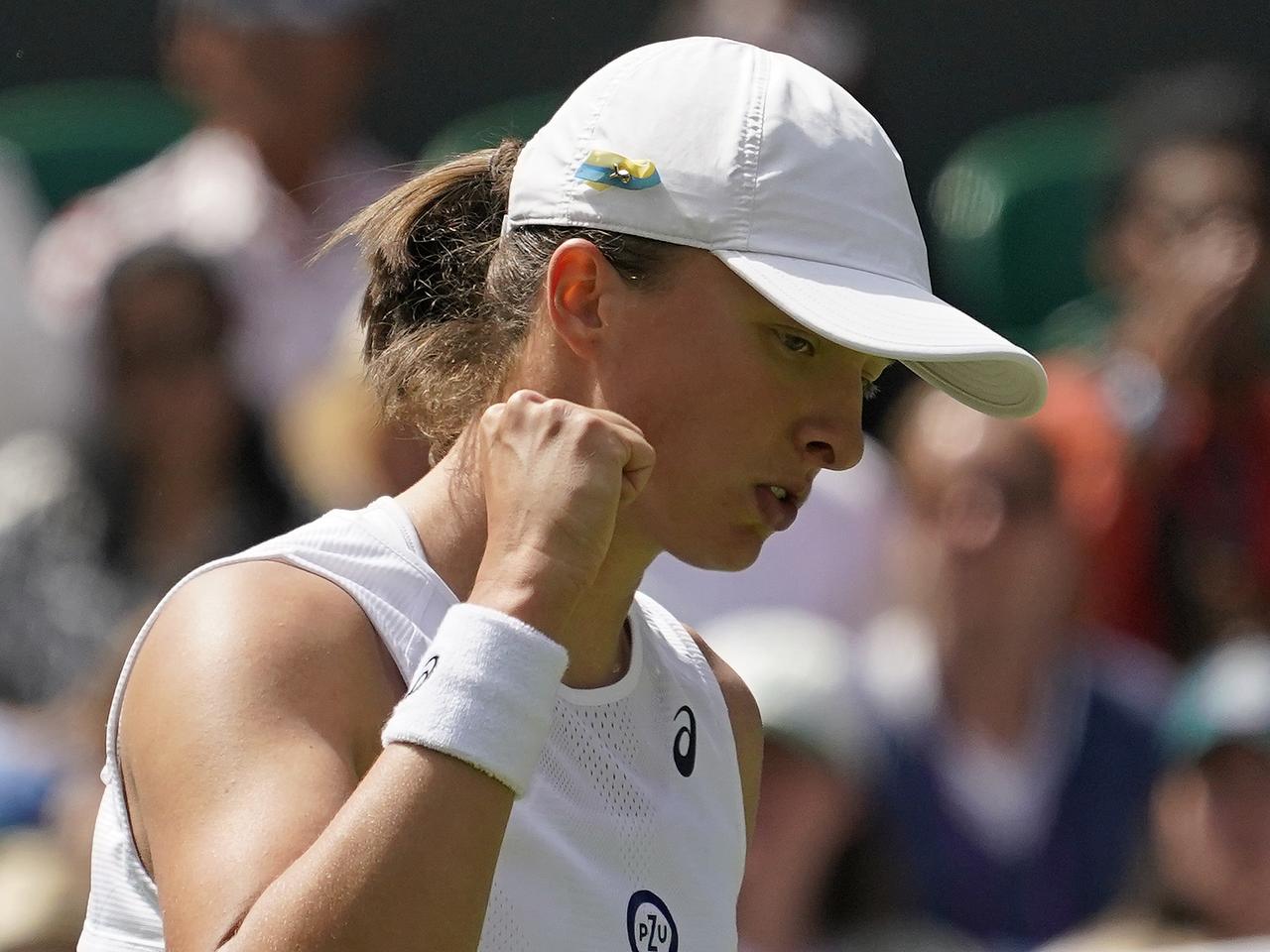 Iga Świątek w II rundzie Wimbledonu, ale miała problemy! Świątek - Fett RELACJA NA ŻYWO
