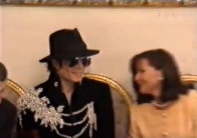 Michael Jackson zmarł 16 lat temu. Gdy odwiedził Polskę, wszyscy wstrzymali oddech. Te zdjęcia zachwycają