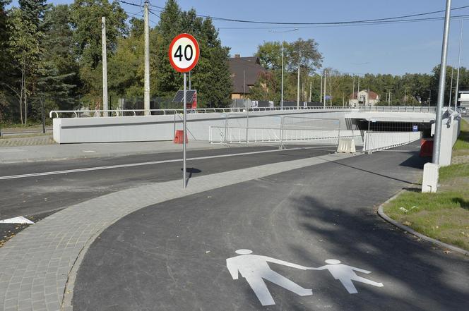 Mieli otwierać tunel w Sulejówku, wyszła klapa. Drogowcy będą musieli zrywać nowy asfalt	