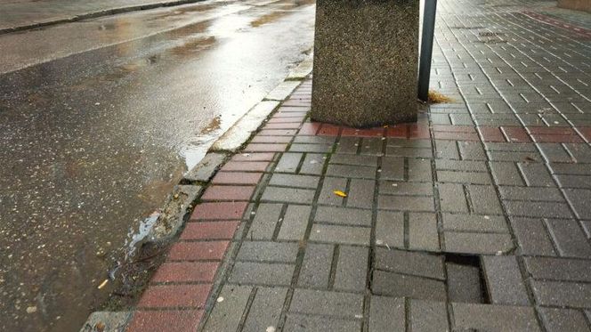 Dziura na ul. Lwowskiej nie jest jedyna. Kolejne zapadliska w Tarnowie