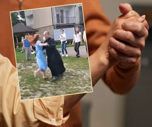 Ten ksiądz jest prawdziwym królem parkietu. Niesamowite, co zrobił w czasie pielgrzymki!