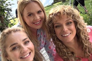 Przyjaciółki, 26 sezon. Anka (Magdalena Stużyńska), Patrycja (Joanna Liszowska), Inga (Małgorzata Socha)