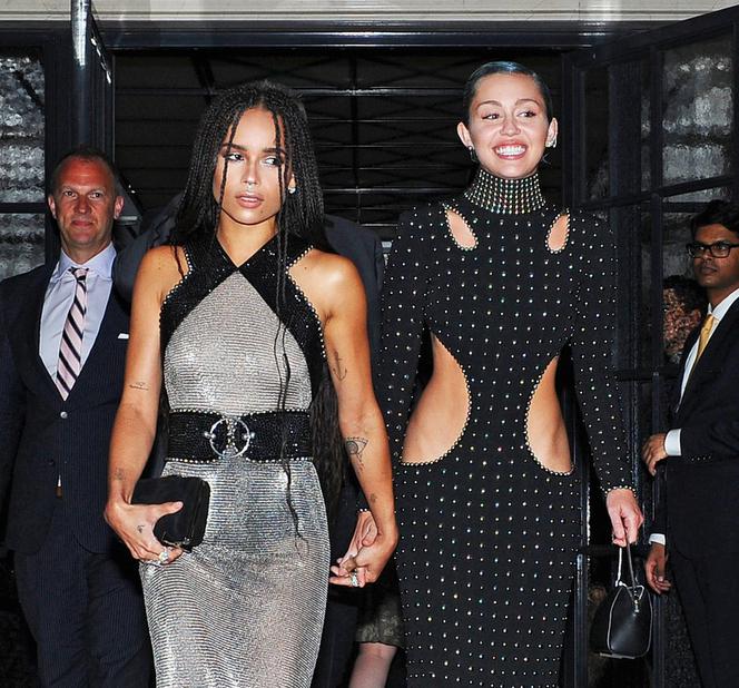 Miley Cyrus, Zoe Kravitz