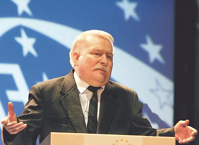 Wałęsa, oddaj  400 tys. zł