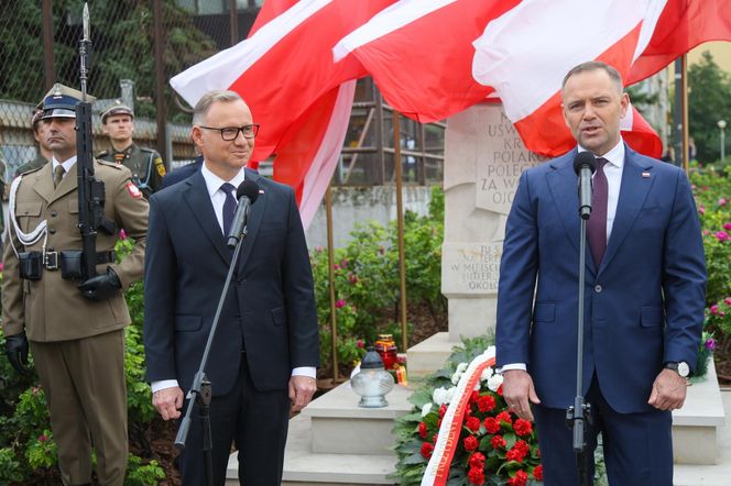 Prezydenci Duda i Nawrocki wzięli udział w uroczystości upamiętniającej ofiary Rzezi Woli