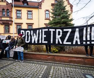 Smogowe płuca trafiły do Nowej Rudy. Zobacz zdjęcia instalacji!