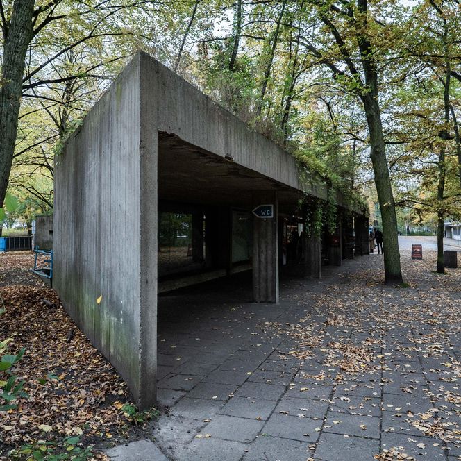 Brutalistyczna wiata: Westerplatte w Gdańsku