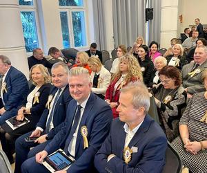 Jubileuszowa sesja i  ceremonia wręczenia statuetek „Honorowy Przyjaciel Starachowic”