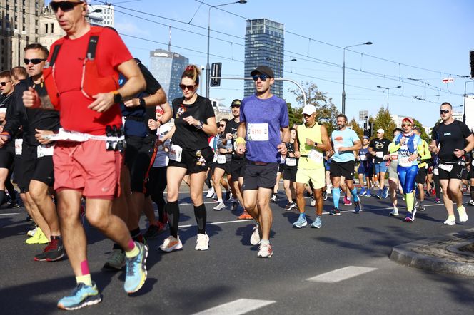 Uczestnicy 46. edycji Nationale-Nederlanden Maratonu Warszawskiego