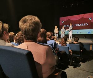 Dialog pokoleń w Teatrze Miejskim w Lesznie