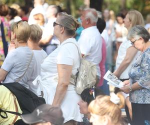 Tysiące kobiet i dziewcząt na pielgrzymce do Piekar Śląskich. Jestem w Kościele, więc idę