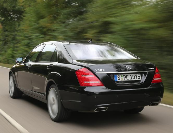 Mercedes-Benz Klasy S (W221)