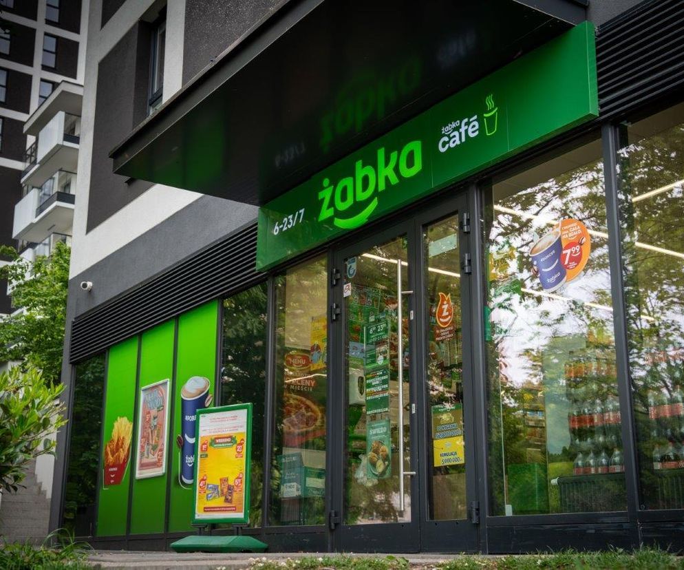 Nowa usługa w Żabce: poprawki krawieckie online