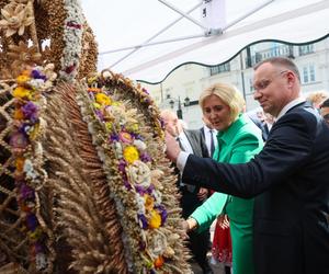 Andrzej Duda z żoną na dożynkach. A co z powodzią?