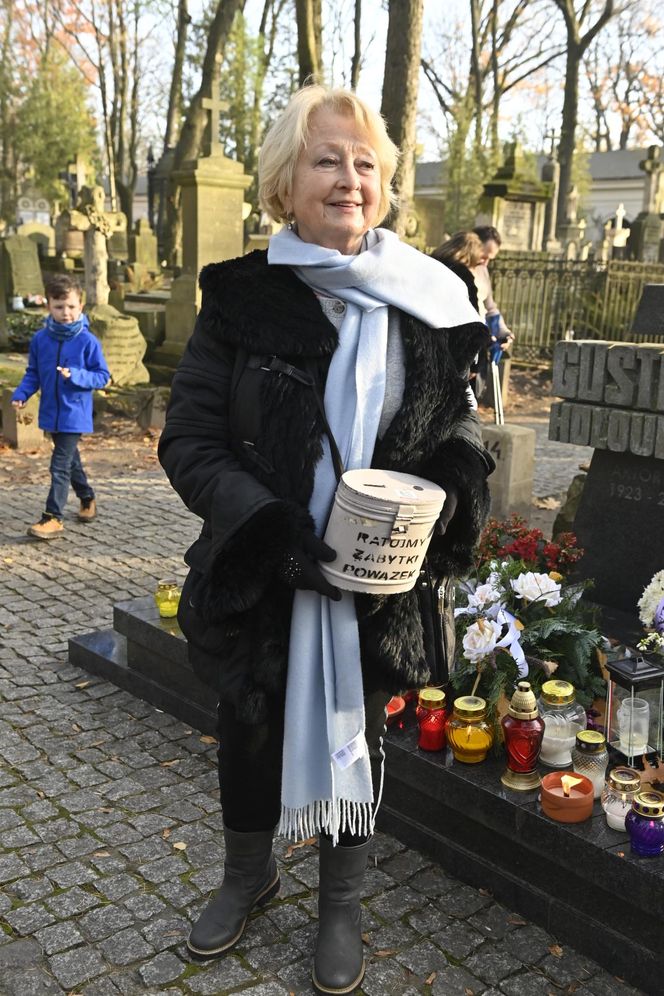 Gwiazdy kwestują na Powązkach