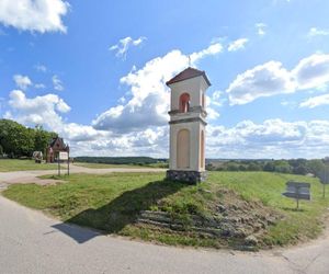 Do tej wsi w woj. warmińsko-mazurskim zjeżdżają tłumy. Nie dla atrakcji turystycznych 