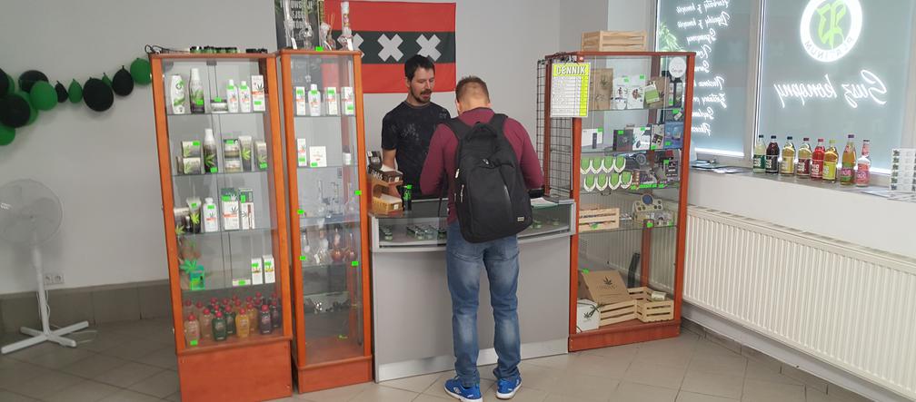 Pierwszy legalny coffee shop w Bydgoszczy - reporter Radia ESKA odwiedził to miejsce