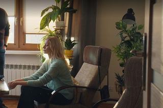 M jak miłość, odcinek 1724. Tadeusz (Bartłomiej Nowosielski), Jagoda (Katarzyna Kołeczek)	