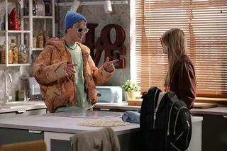 Pierwsza miłość odc. 3839. Nikodem (Adam Wojciechowski), Julka (Dąbrówka Kruk)