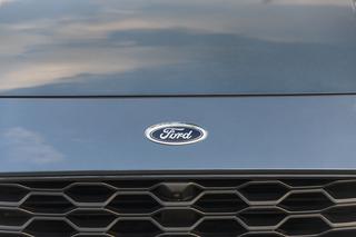 Ford Kuga 2.5 Plug-In Hybrid 225 KM eCVT FWD ST-Line