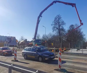 Kolejna zmiana organizacji ruchu na remontowanym wiadukcie w ciągu ul. Władysława IV w Koszalinie