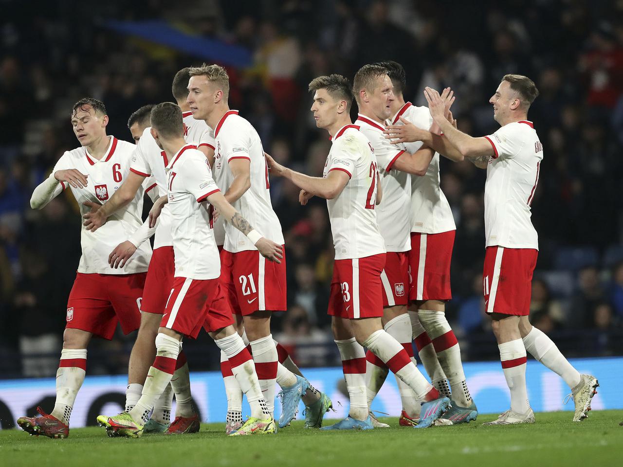 Trzeba przełamać tę klątwę! Tak po raz ostatni Polska wygrała ze Szwecją. Zobacz gole Polaków [WIDEO]