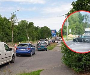 Wypadek na ul. Toszeckiej w Gliwicach. Motocyklista został przetransportowany do szpitala śmigłowcem LPR