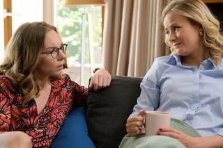 M jak miłość odc. 1673. Julia (Marta Chodorowska), Sylwia (Hanna Turnau)	