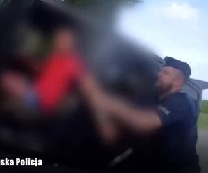 Pijany kierowca demolował wieś