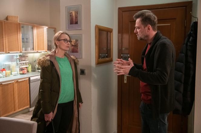 Na Wspólnej, odc. 2876. Krzysztof Smolny (Łukasz Konopka), Natalia (Magdalena Aleksander)