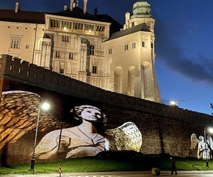 Turystyczny hit w Krakowie? Multimedialny spektakl obejrzysz na murach Wawelu