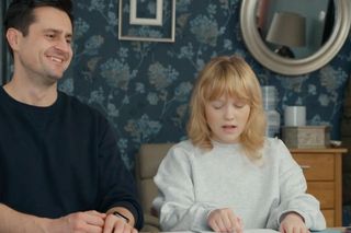 Barwy szczęścia, odcinek 3191: Emilka przekona się na własnej skórze, co przeżywa niewidomy Herman! Ten eksperyment ją poruszy - ZDJĘCIA