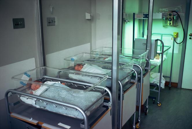 Alarmujące dane GUS: rośnie liczba zgonów wśród noworodków i niemowląt oraz odsetek urodzeń martwych