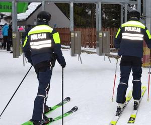 Policjanci na nartach ruszyli na stoki. Takie patrole spotkamy między innymi w okolicach Krynicy