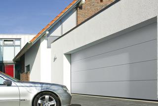Garażowe bramy segmentowe górne firmy Hörmann – piękne i funkcjonalne 