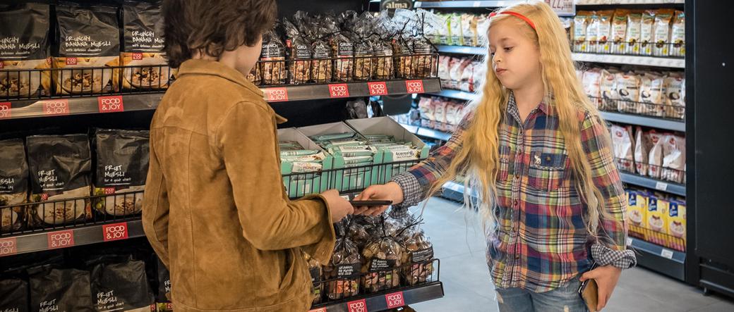 Rodzinka.pl 7 sezon. Kacper (Mateusz Pawłowski), Ala (Gabrysia Raczyńska)