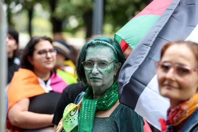 Marsz Równości w Katowicach 2025. Setki ludzi przeszło ulicami miasta. Były protesty
